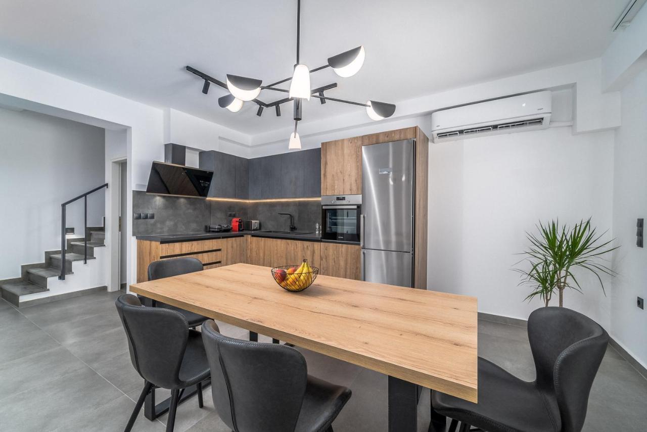 Nemesis Luxury Apartment Apolpaina