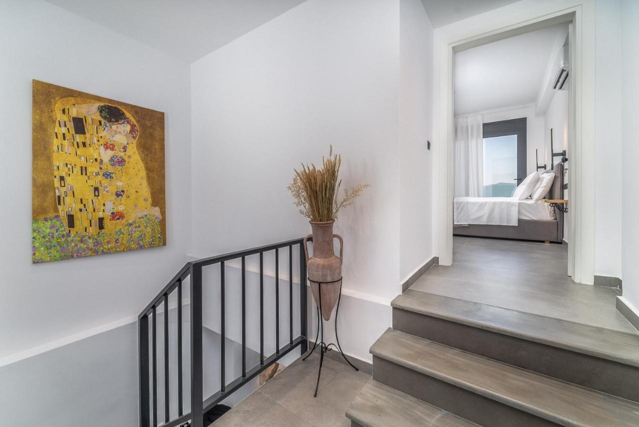 Nemesis Luxury Apartment Apolpaina